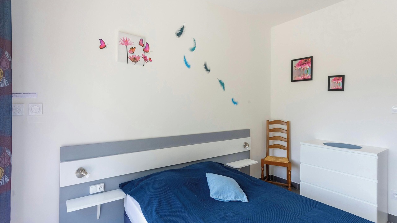 Photo of Bedroom in Montmeyan
