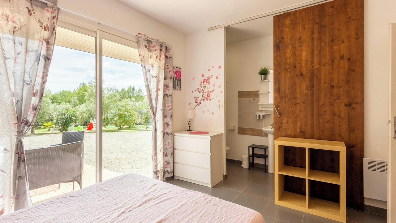 Photo of Bedroom in Montmeyan