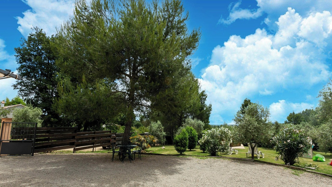 Photo of Outdoor in Montmeyan