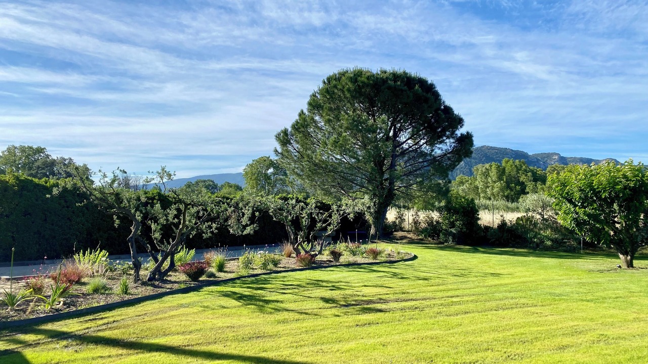 Photo of Outdoor in Robion