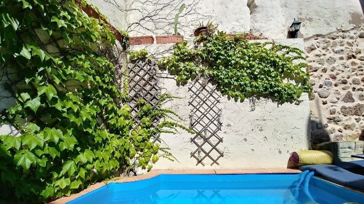 Photo of Outdoor in Pouzolles
