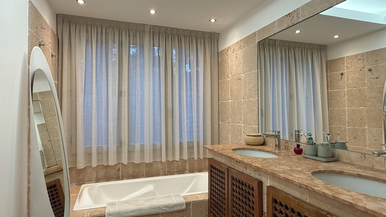 Photo of Bathroom in Les Baraques