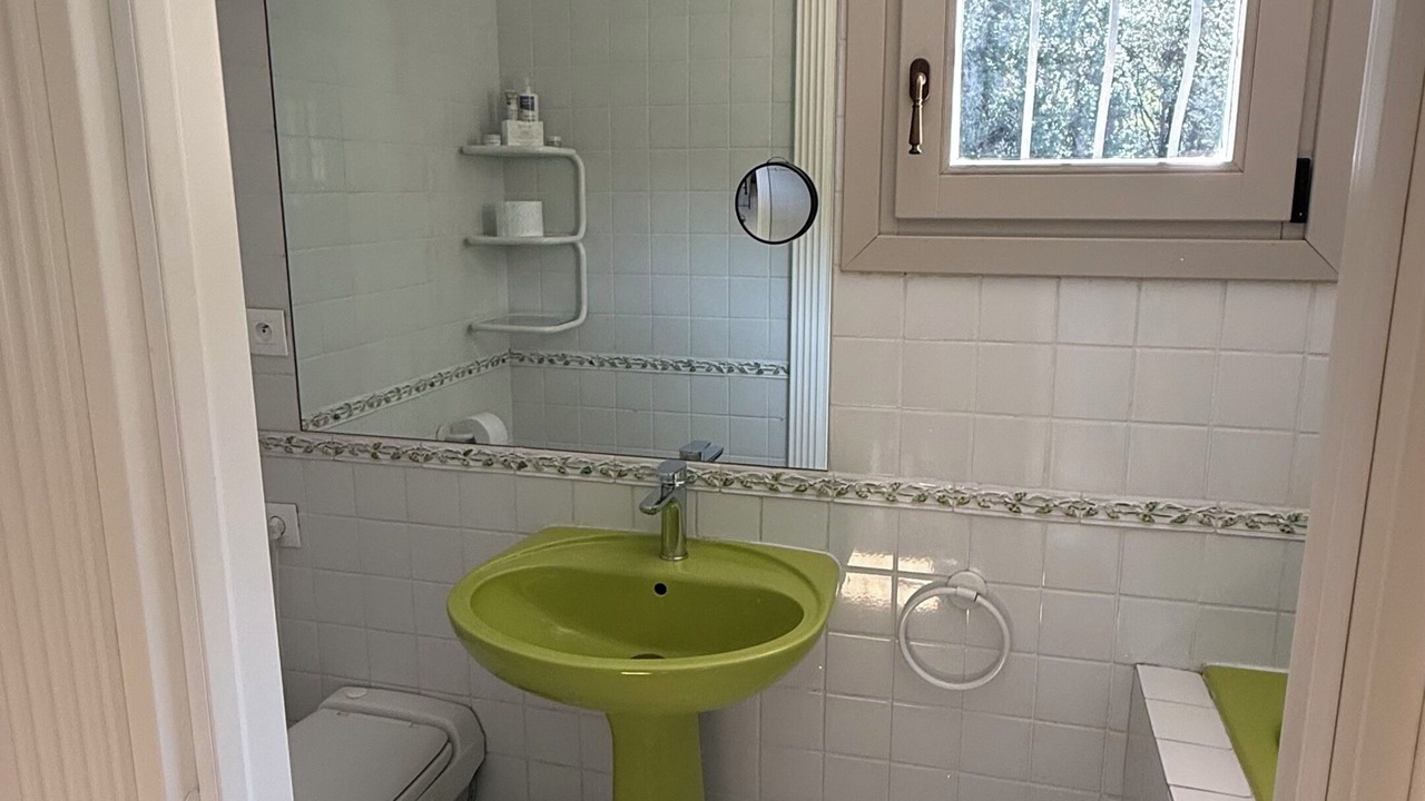 Photo of Bathroom in Les Baraques