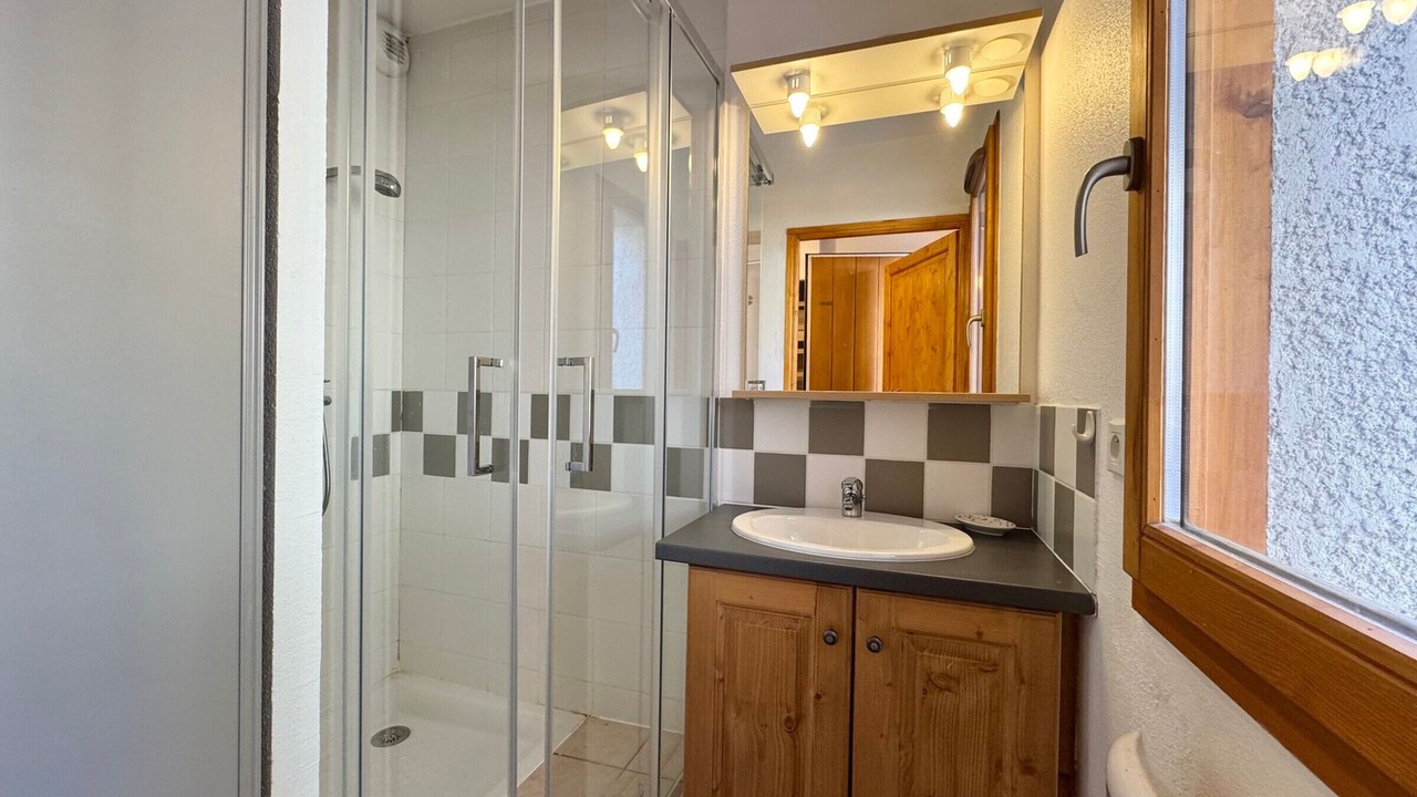 Photo of Bathroom in Vars