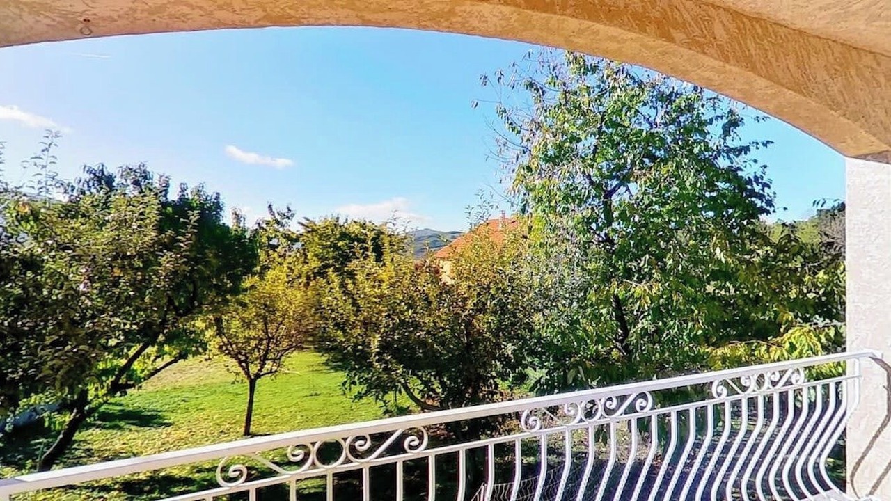 Photo of Patio Balcony in La Batie-Neuve