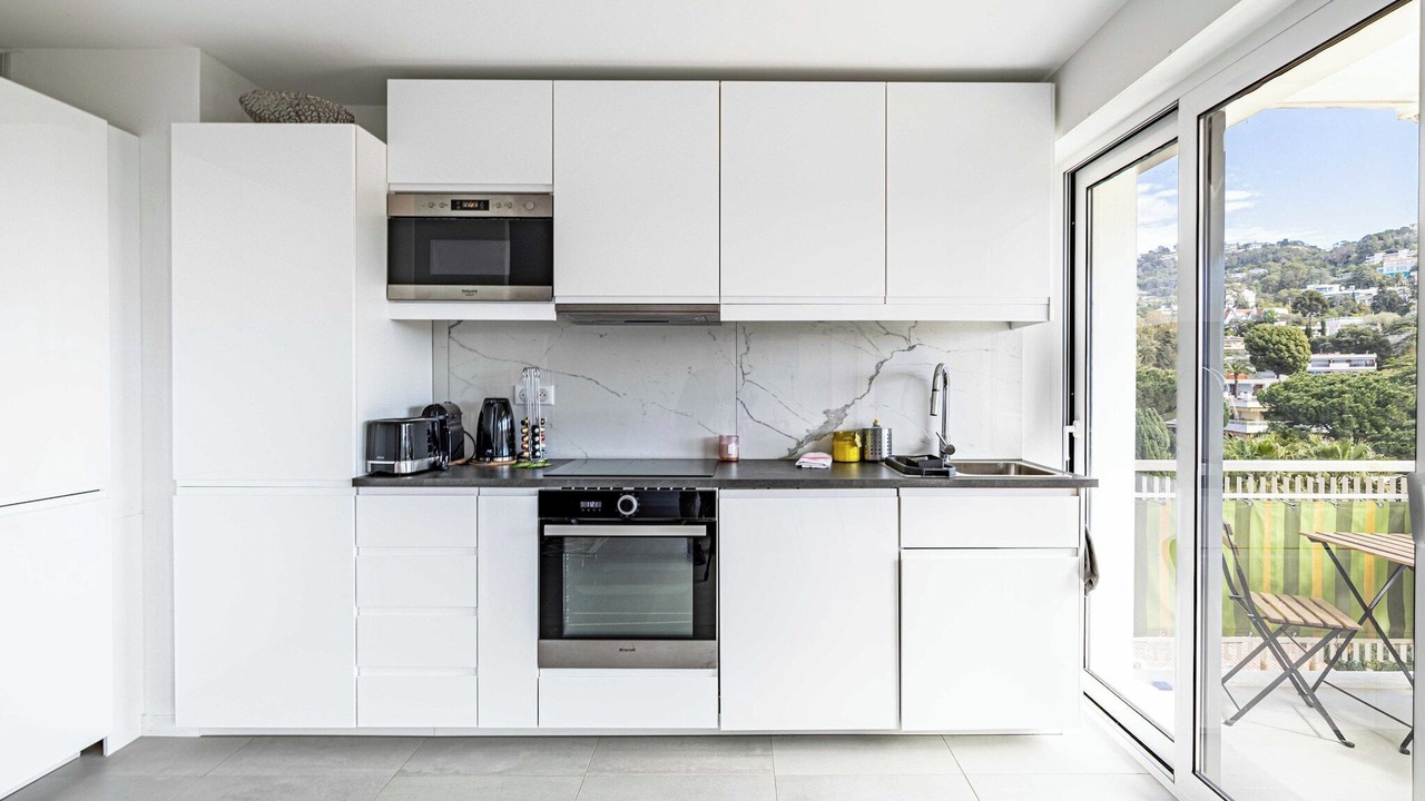 Photo of Kitchen in California - Pezou