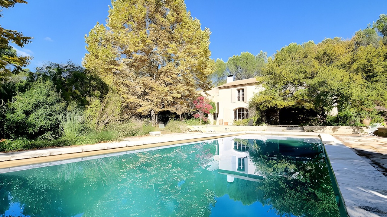 Photo of Outdoor in Lambesc