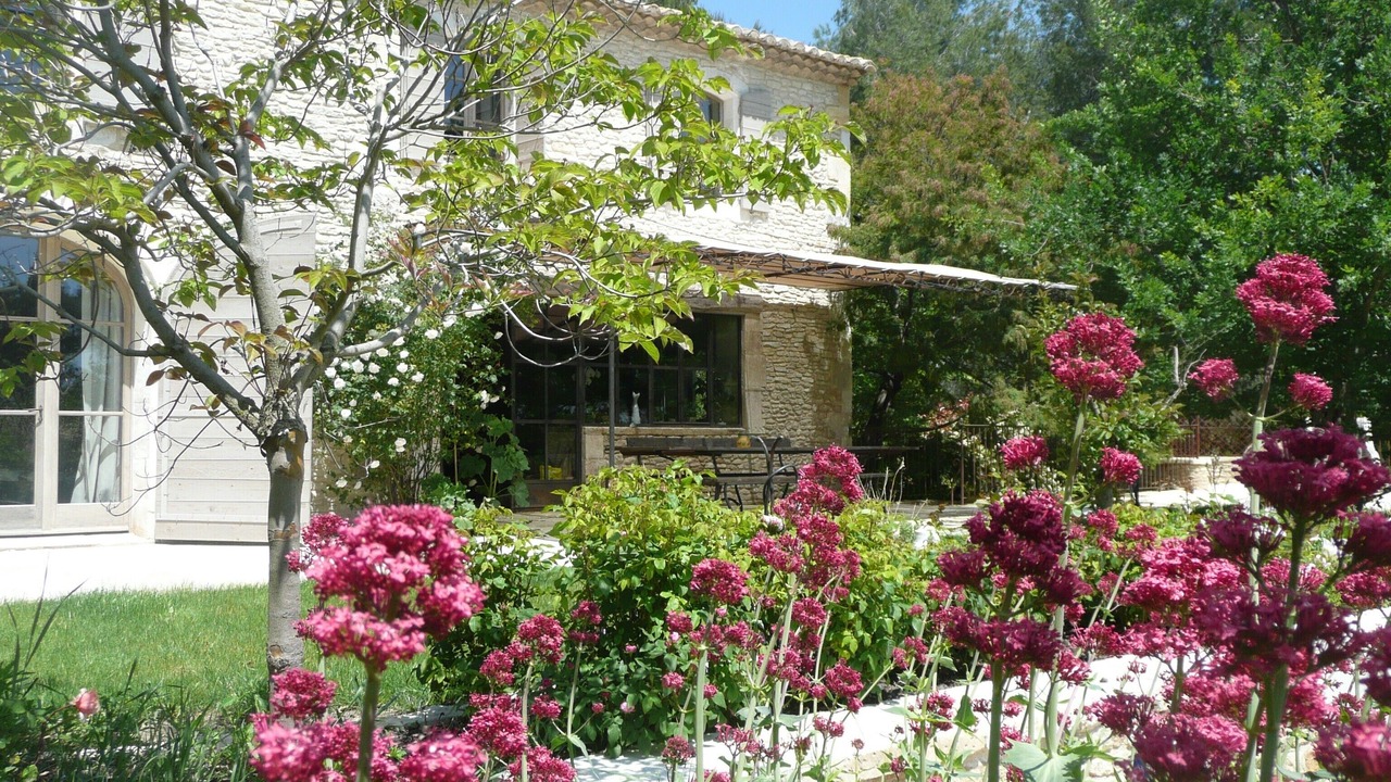 Photo of Outdoor in Lambesc