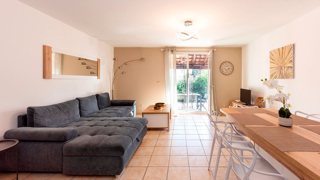 Photo of Livingroom in Sillans-la Cascade