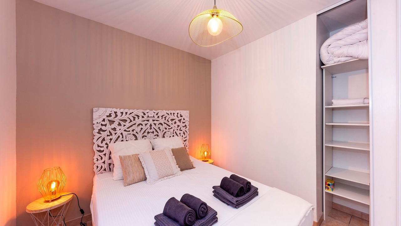 Photo of Bedroom in Sillans-la Cascade