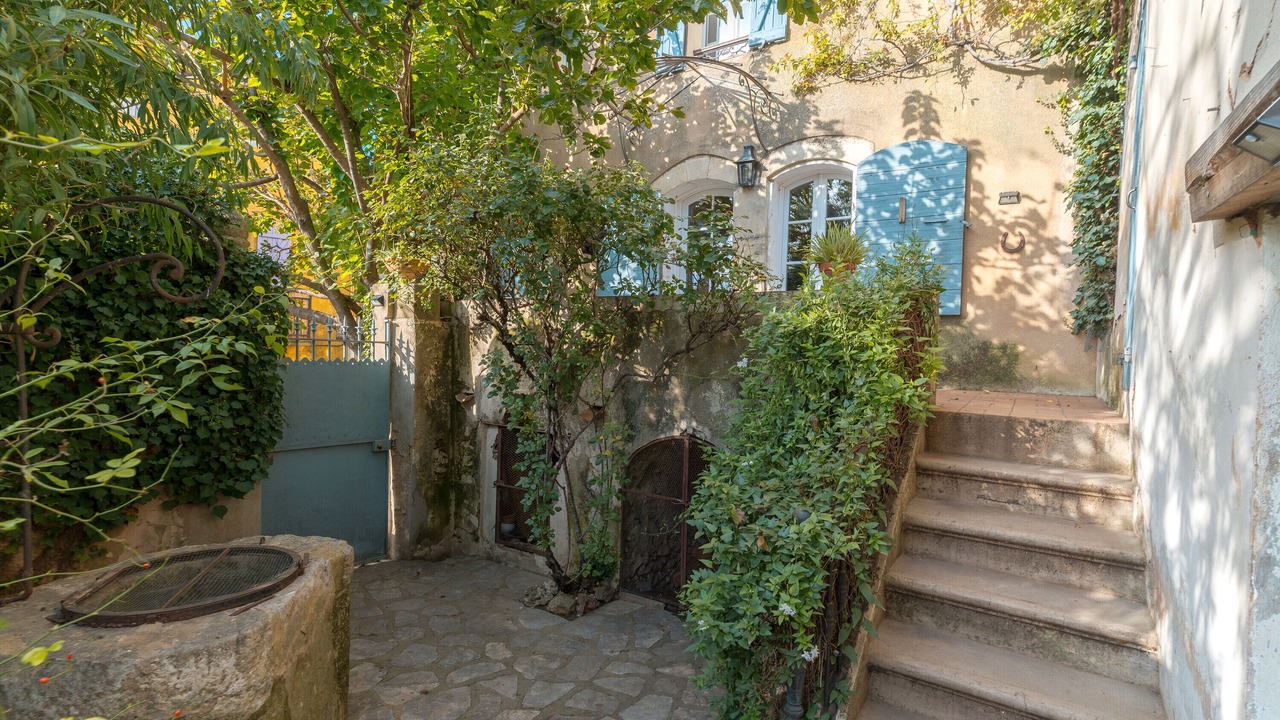 Photo of Outdoor in Tavernes