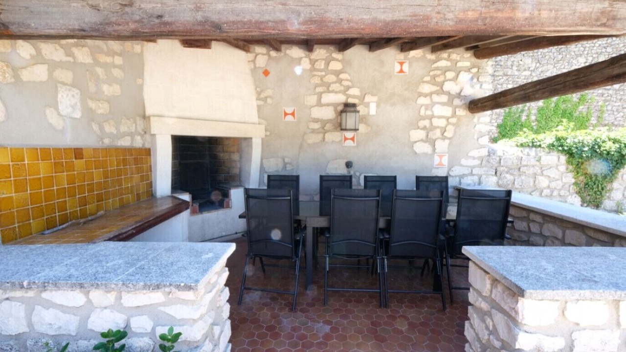 Photo of Outdoor in Mouries