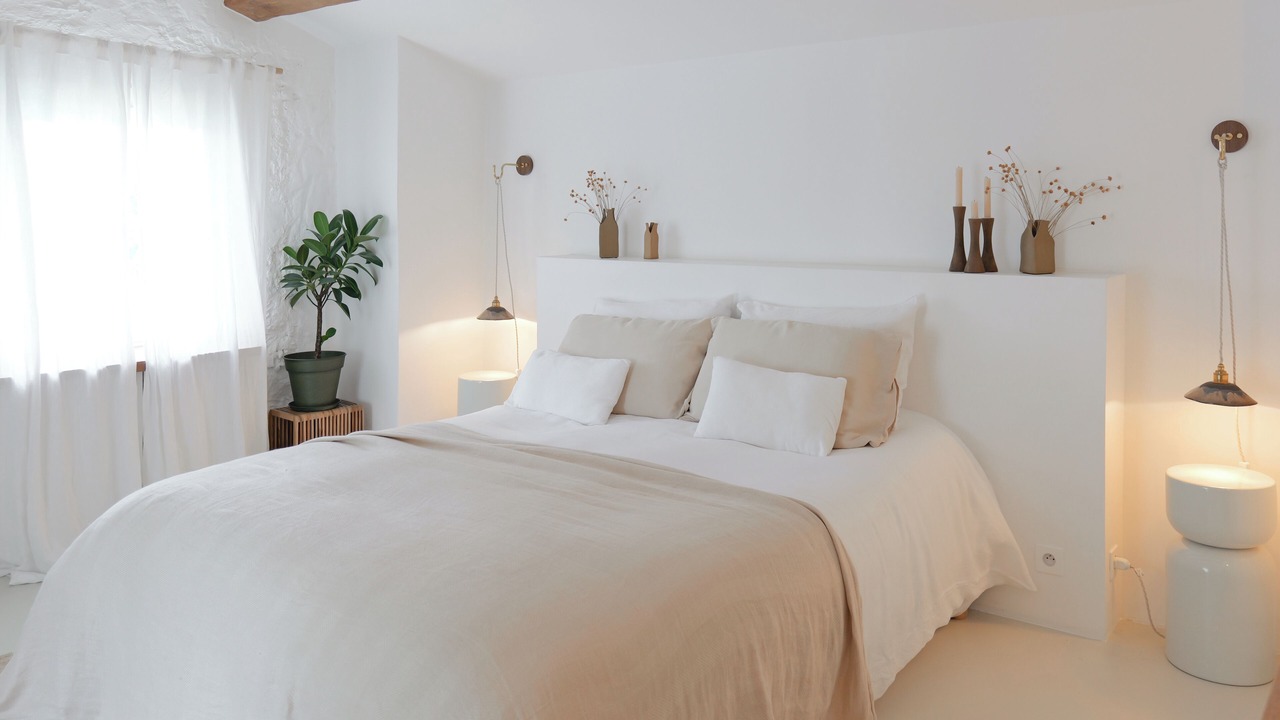Photo of Bedroom in Roquefort-les-Pins