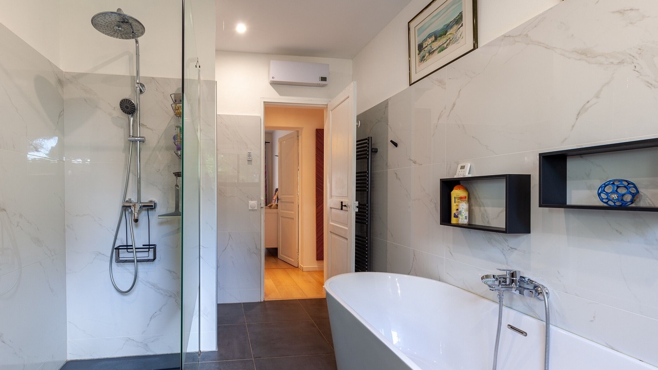 Photo of Bathroom in La Madrague