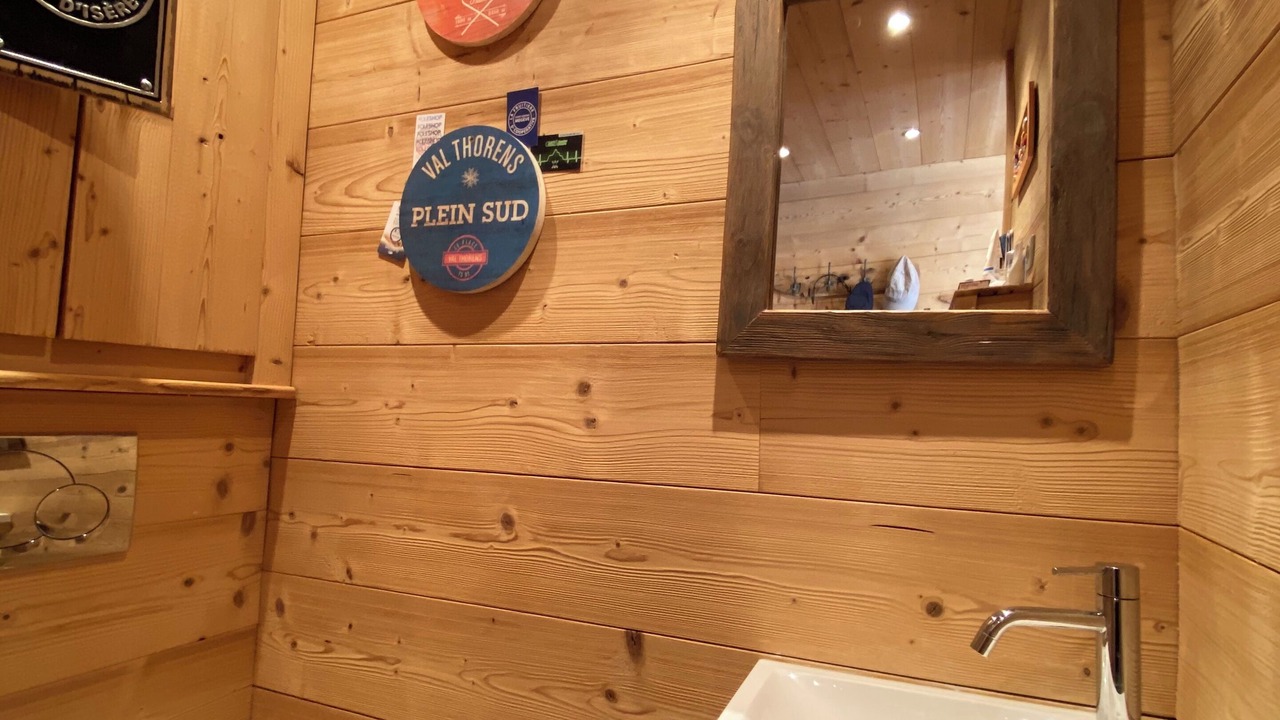 Photo of Bathroom in Saint-Etienne-de-Tinee