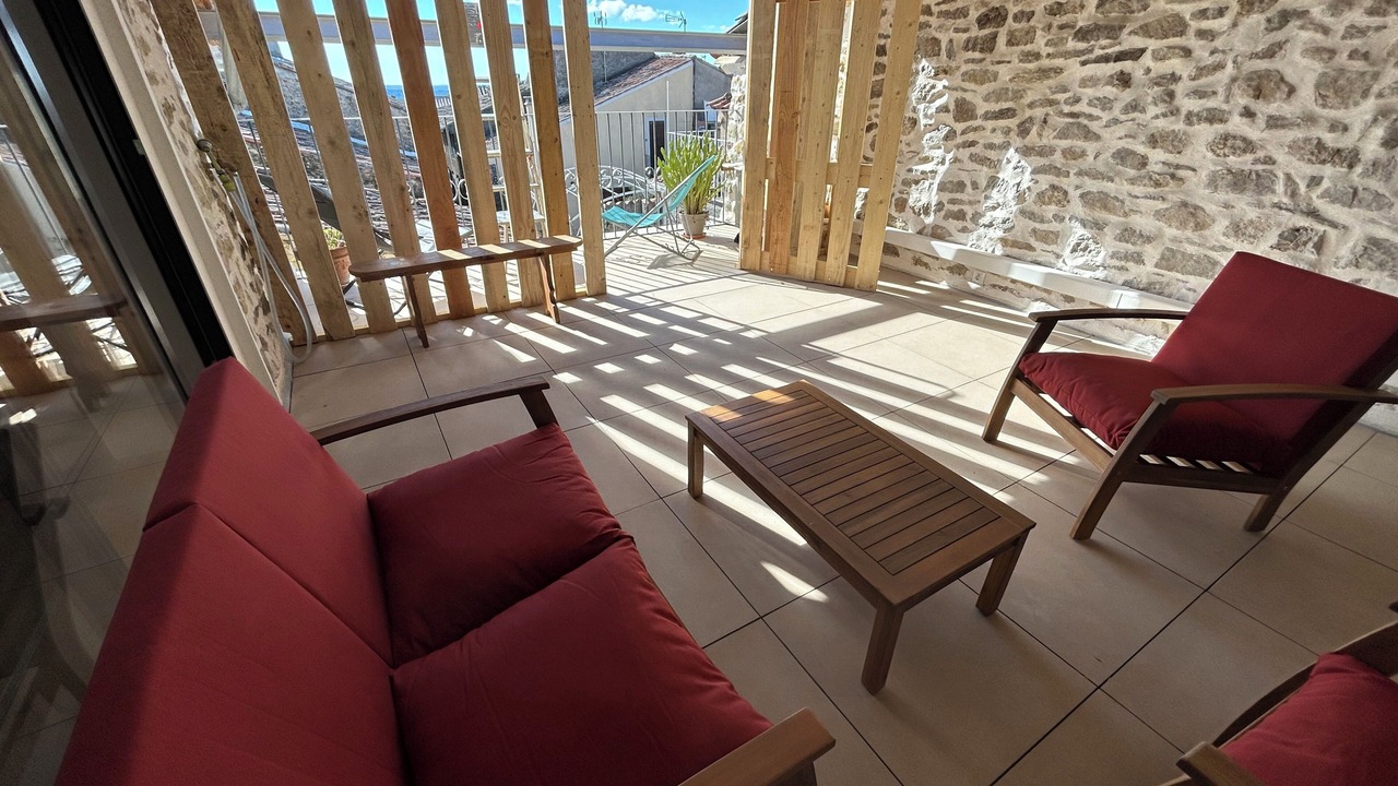 Photo of Patio Balcony in Cruis