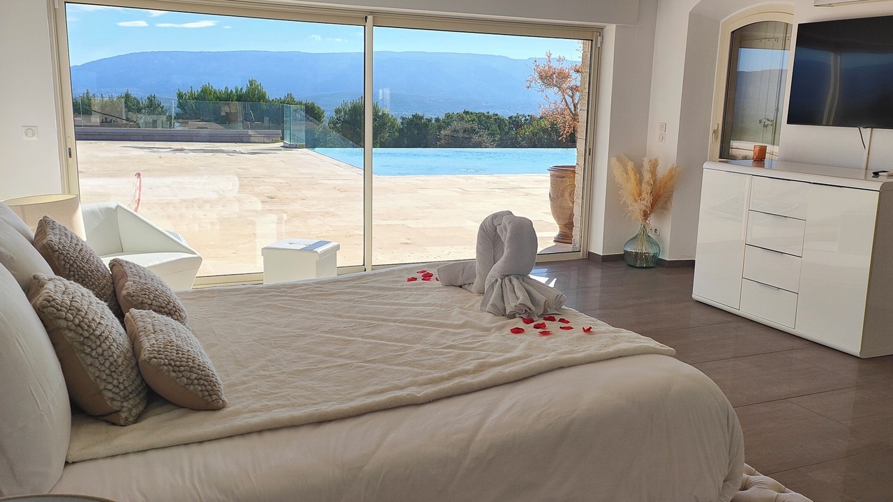 Photo of Bedroom in Cavaillon