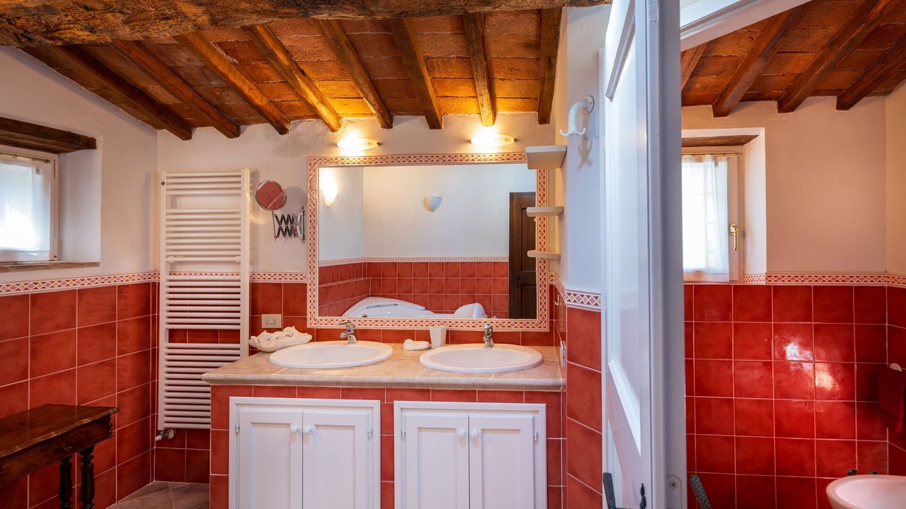 Photo of Bathroom in Castellina in Chianti