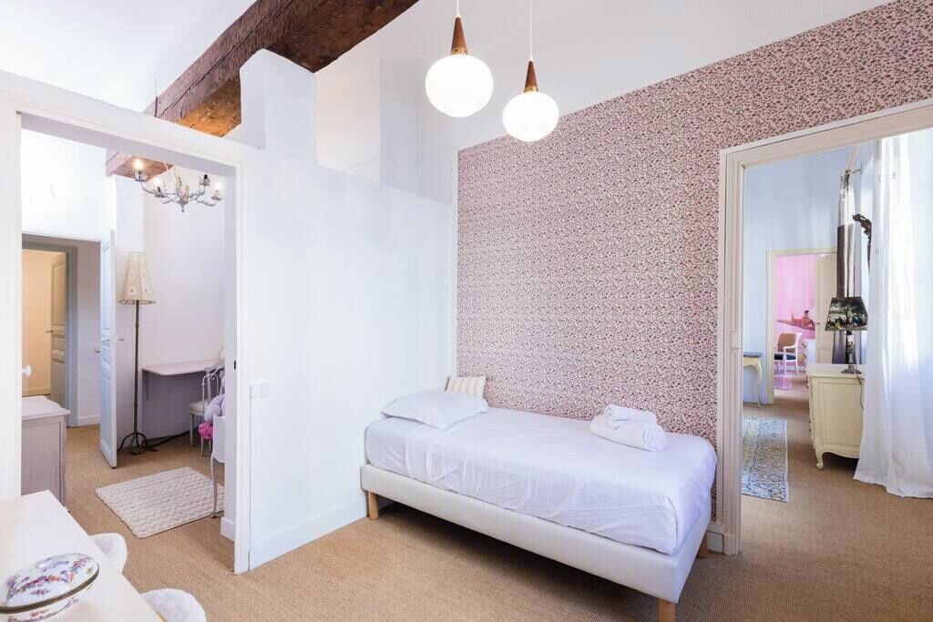 Photo of Bedroom in Opera