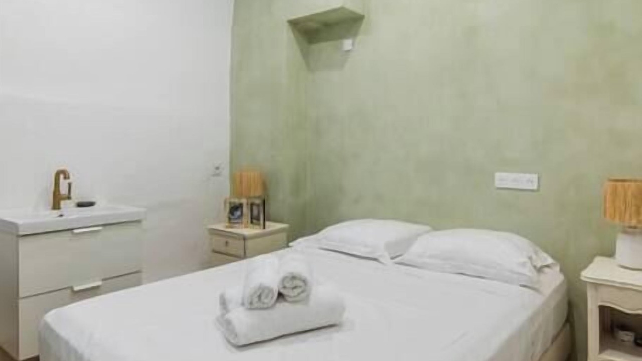 Photo of Bedroom in Opera