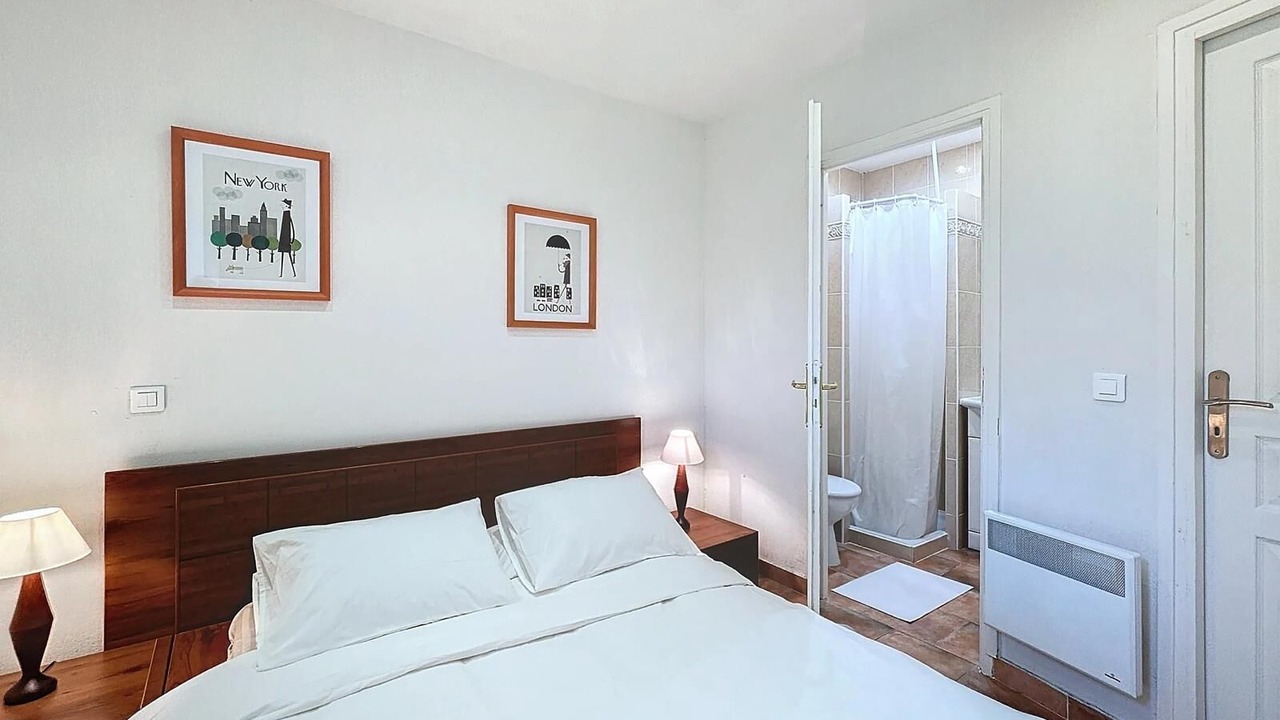 Photo of Bedroom in Cap-d'Antibes