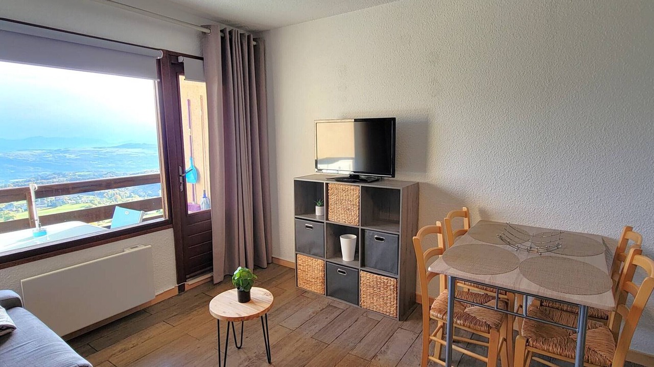 Photo of Livingroom in Saint-Michel-de-Chaillol