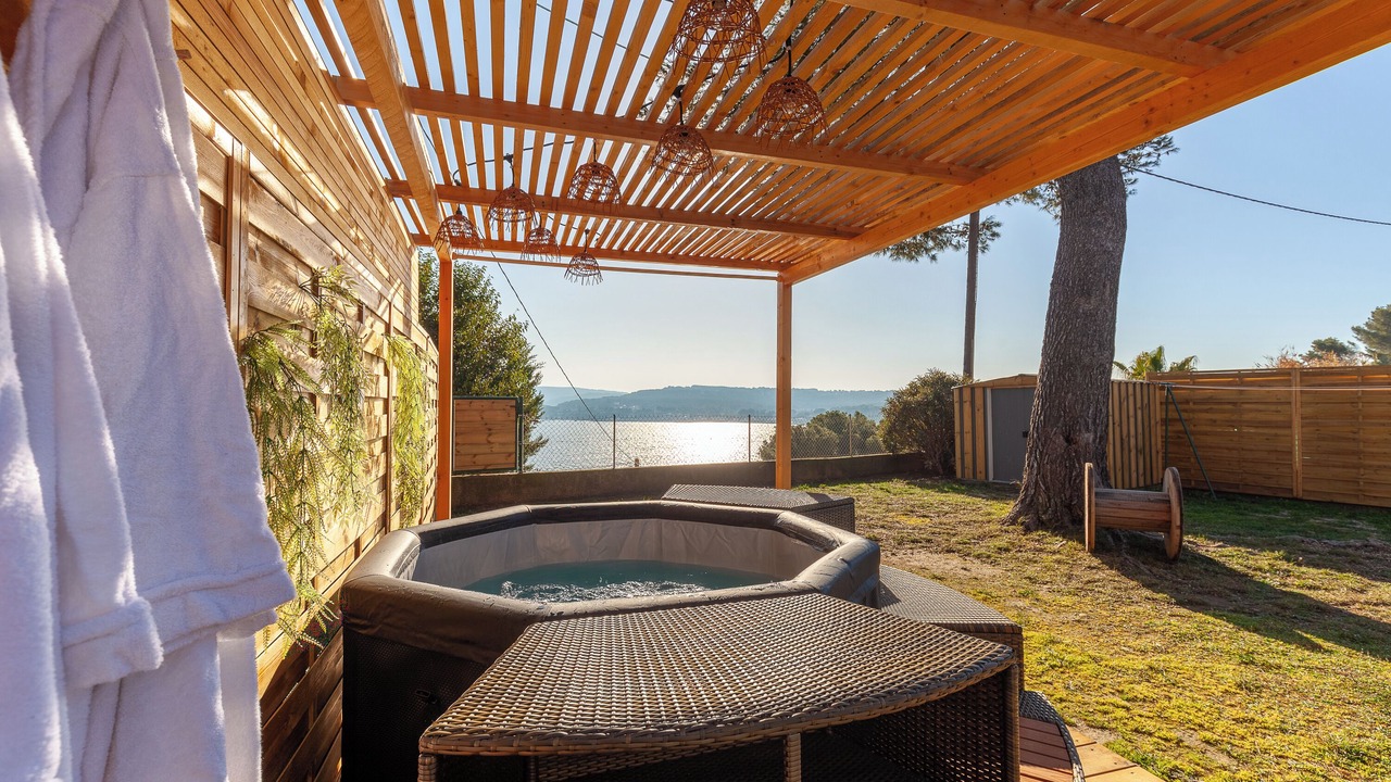Photo of Patio Balcony in Istres