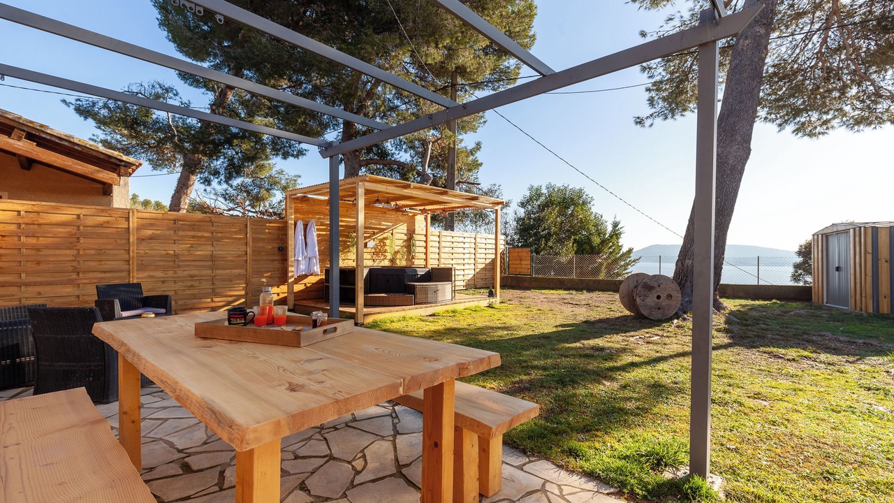 Photo of Outdoor in Istres