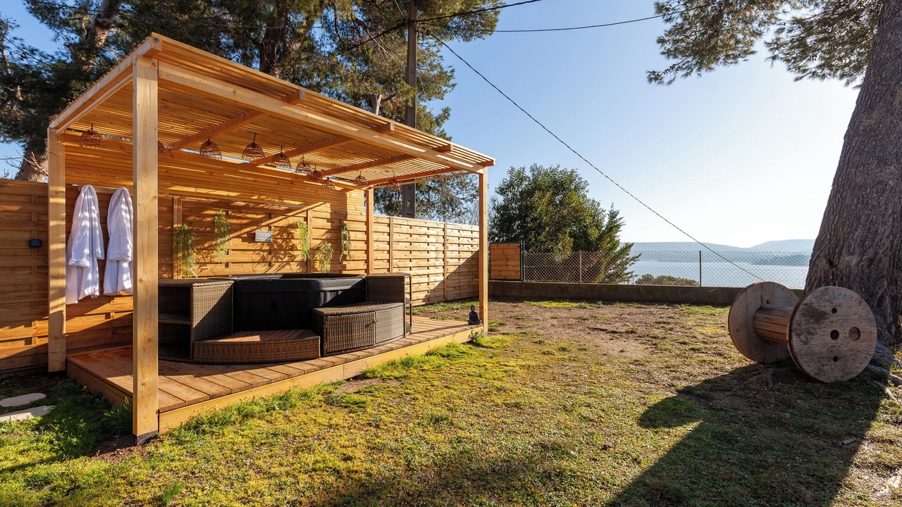Photo of Patio Balcony in Istres