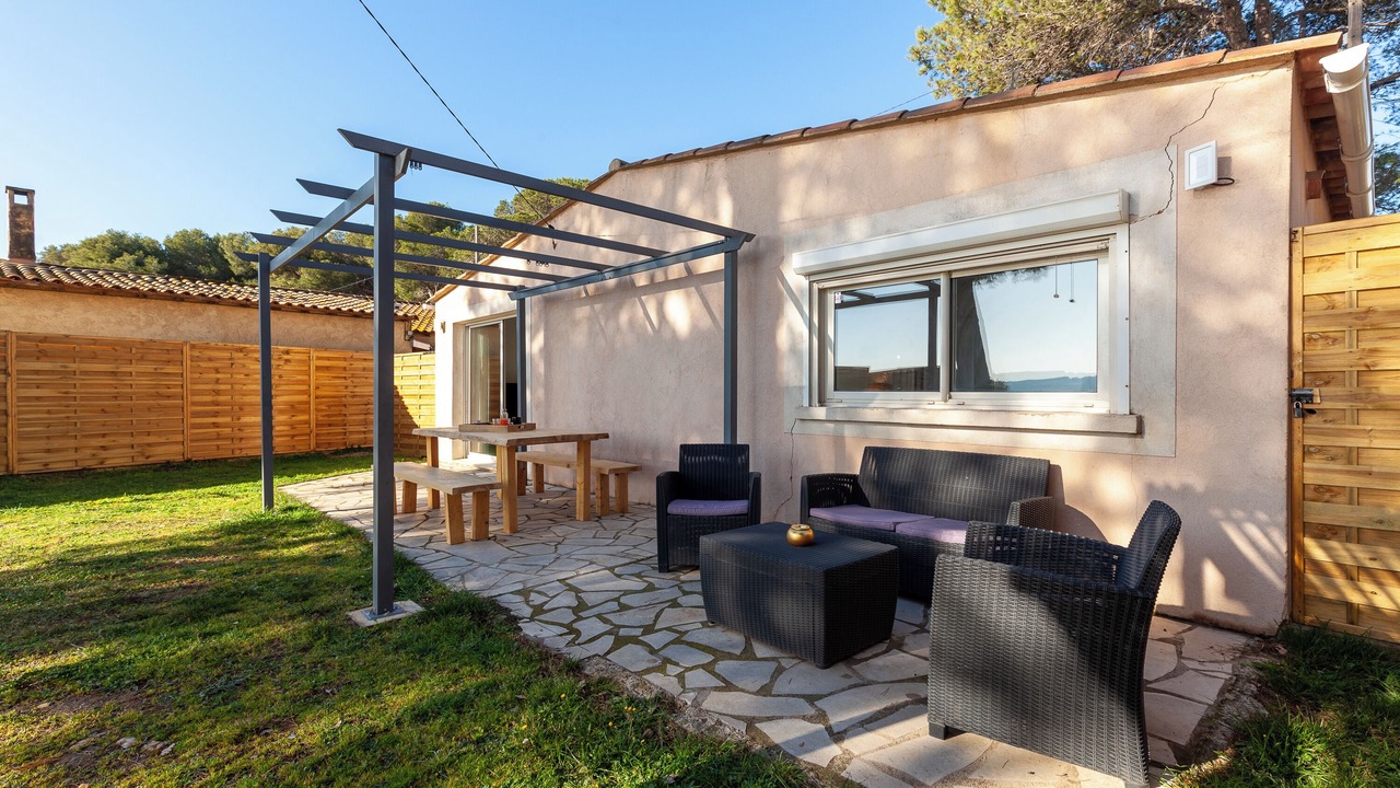 Photo of Outdoor in Istres