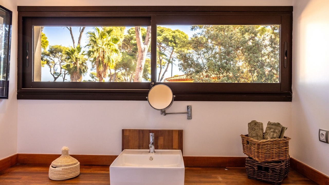 Photo of Bathroom in Hyeres