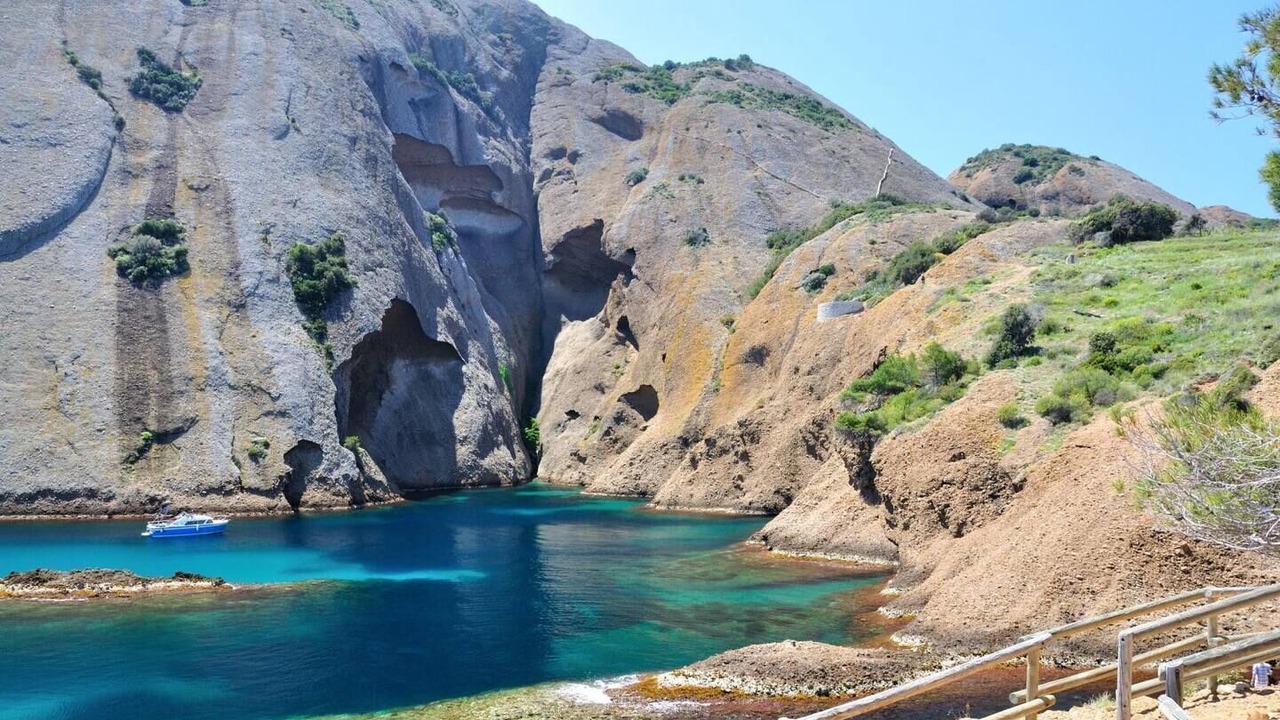 Photo of Others in Gemenos