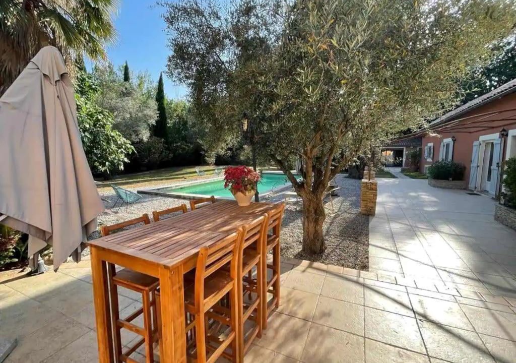 Photo of Outdoor in Gemenos