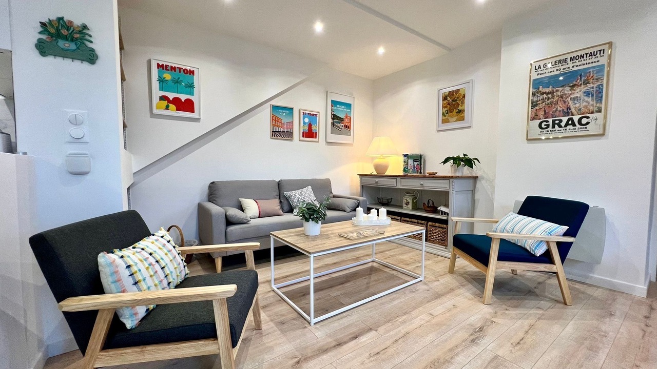 Photo of Livingroom in Saint-Andre-de-la-Roche