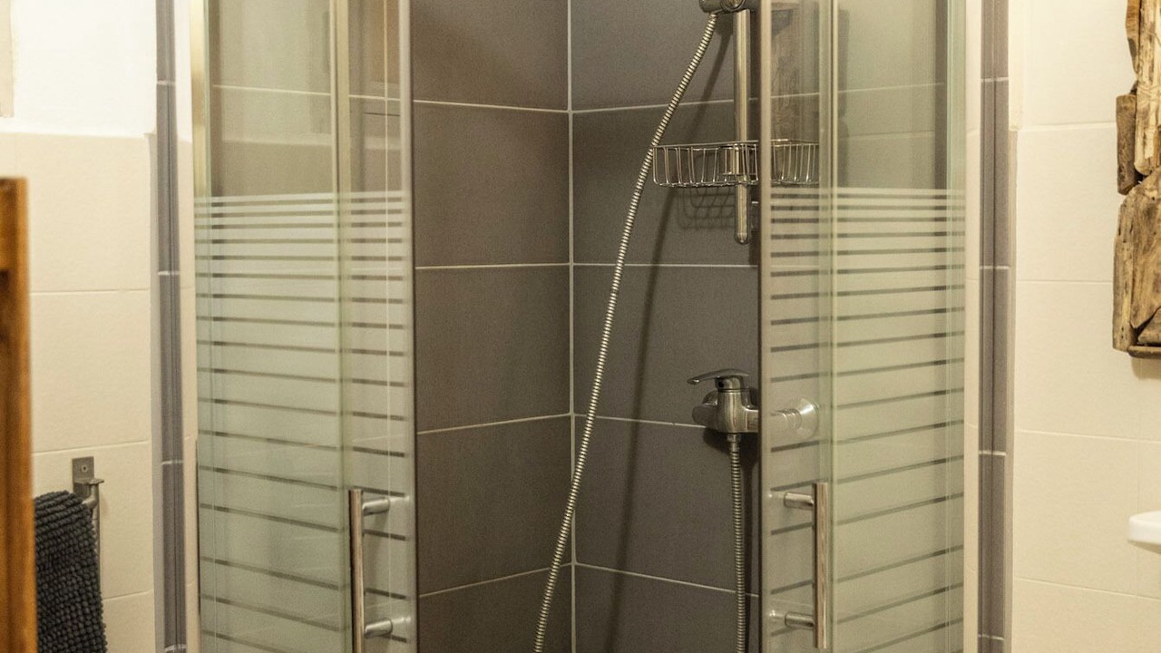 Photo of Bathroom in Eyragues
