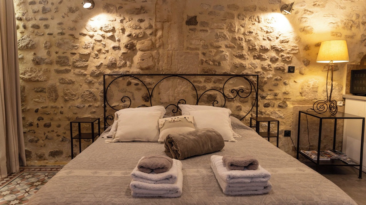 Photo of Bedroom in Eyragues