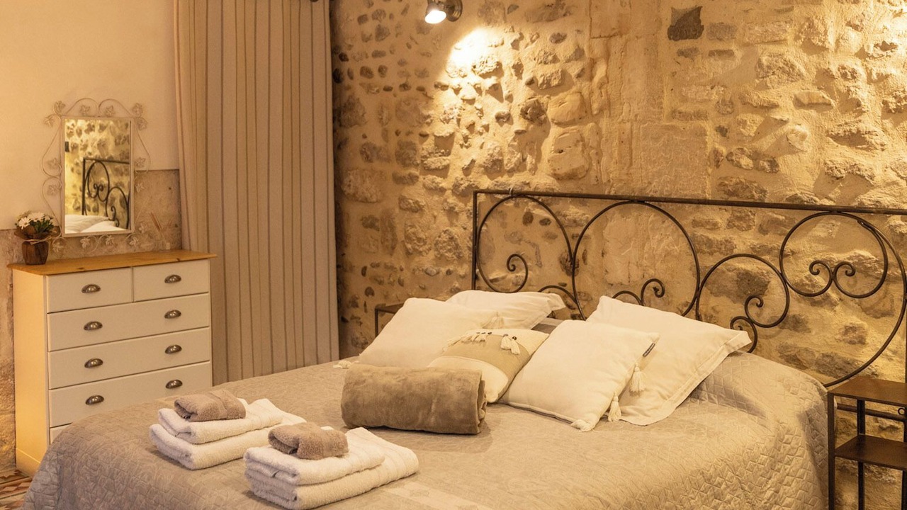 Photo of Bedroom in Eyragues