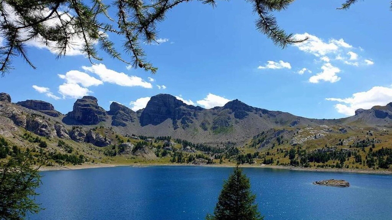 Photo of Others in Allos