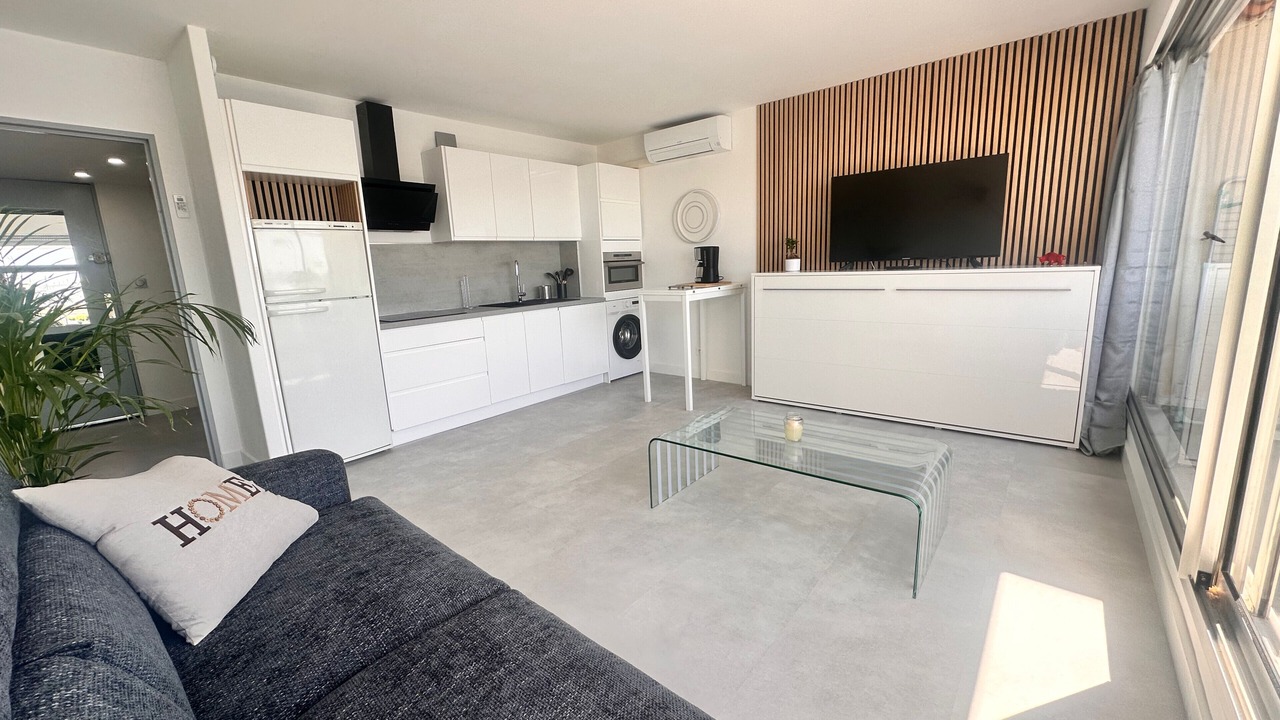 Photo of Livingroom in Le Grau-Du-Roi