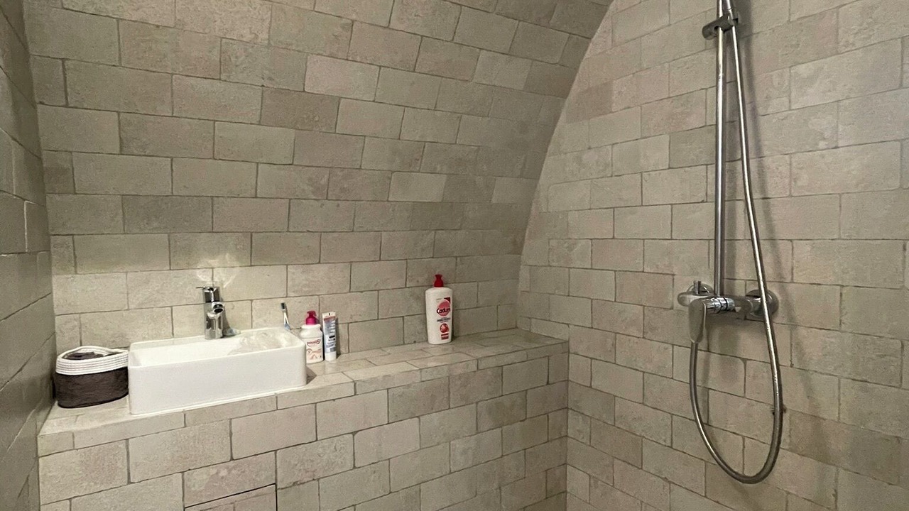 Photo of Bathroom in Junas