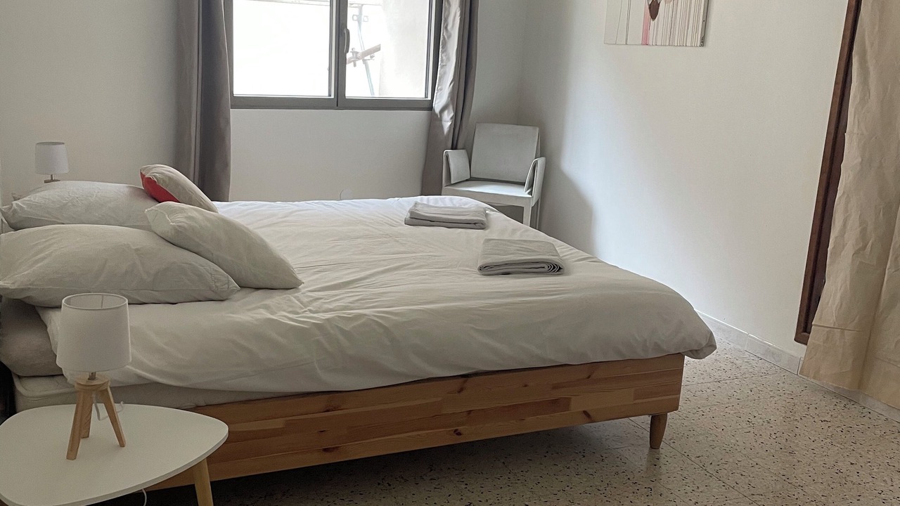 Photo of Bedroom in Junas