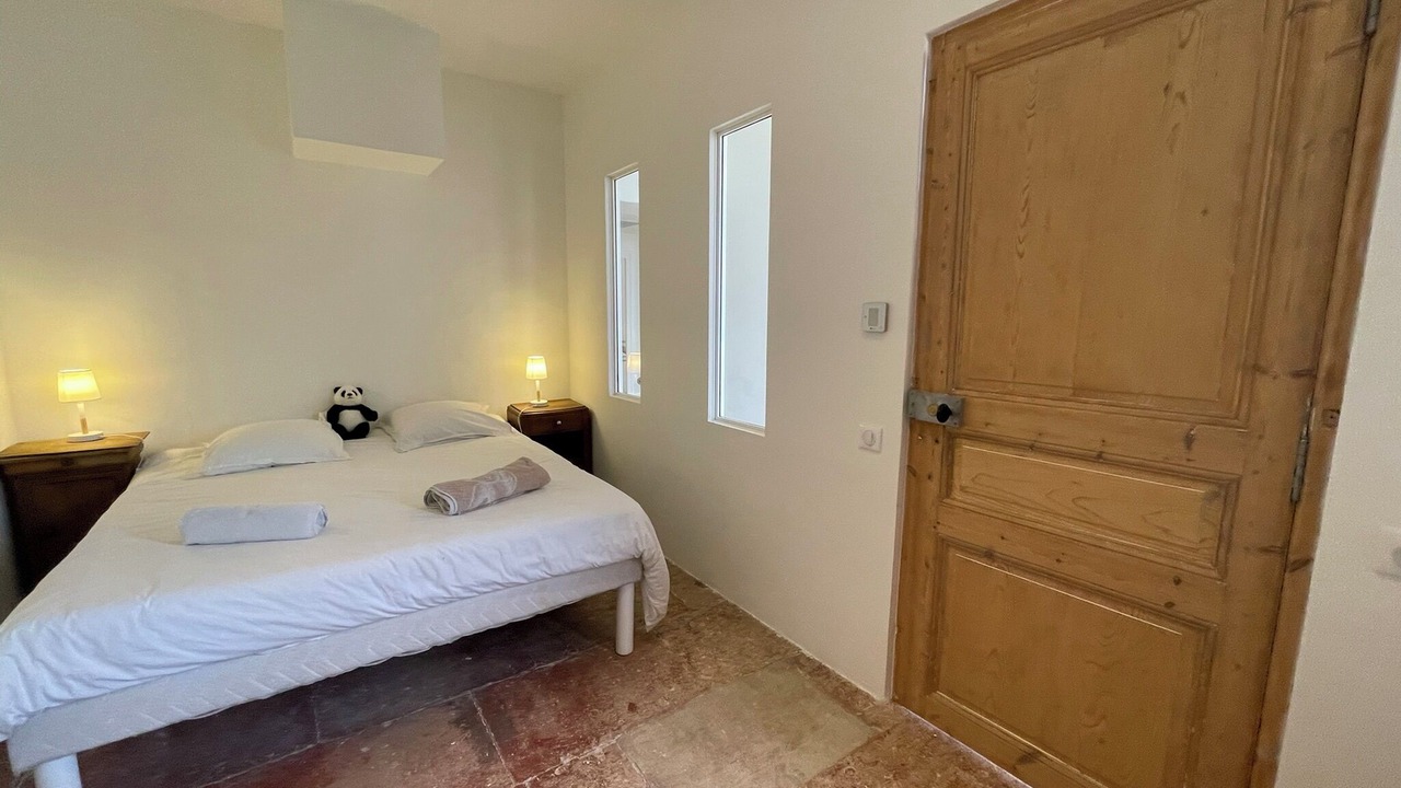 Photo of Bedroom in Junas