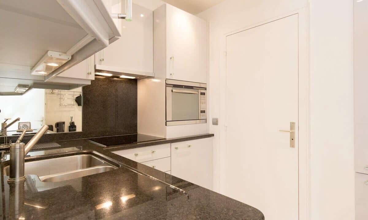 Photo of Kitchen in California - Pezou