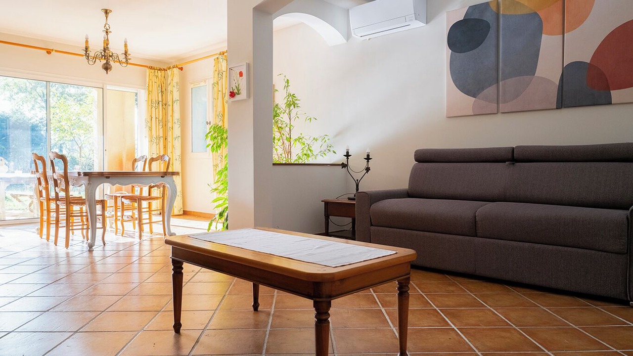 Photo of Livingroom in Gemenos