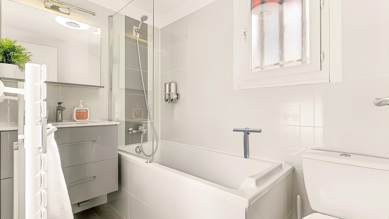 Photo of Bathroom in Seyne