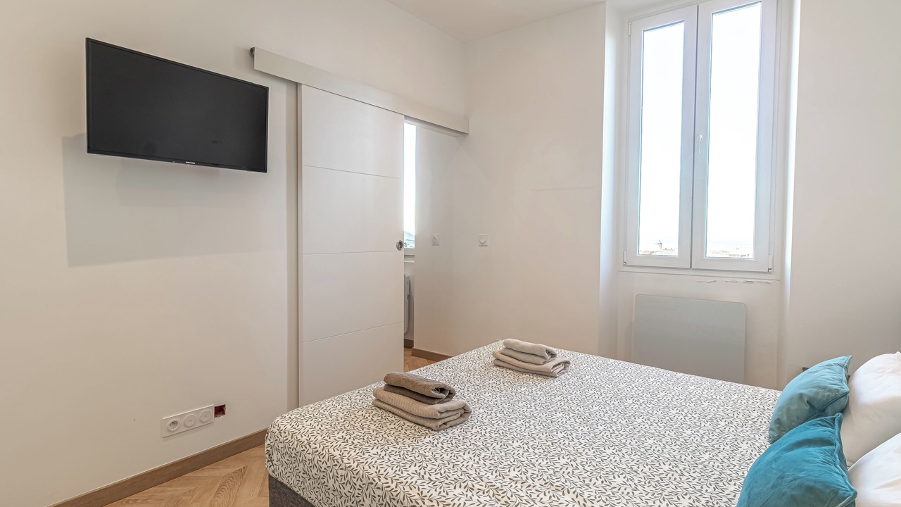 Photo of Bedroom in Beausoleil
