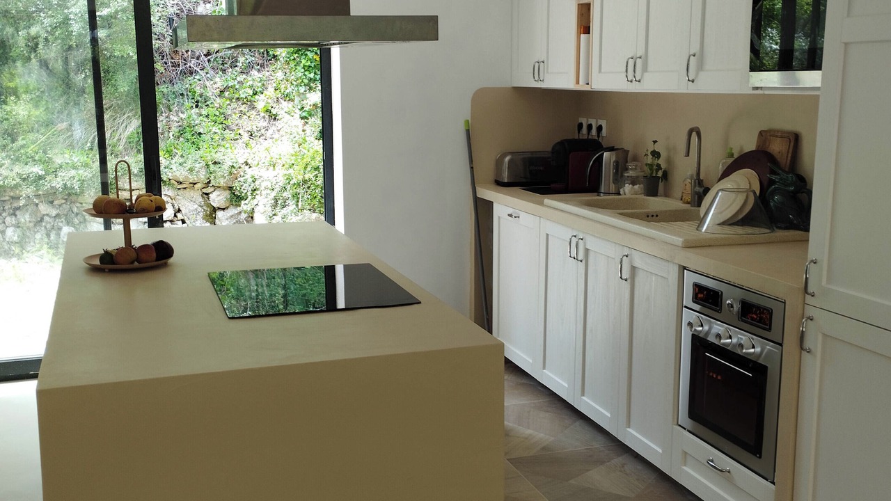 Photo of Kitchen in Saint-Martin-de-Castillon