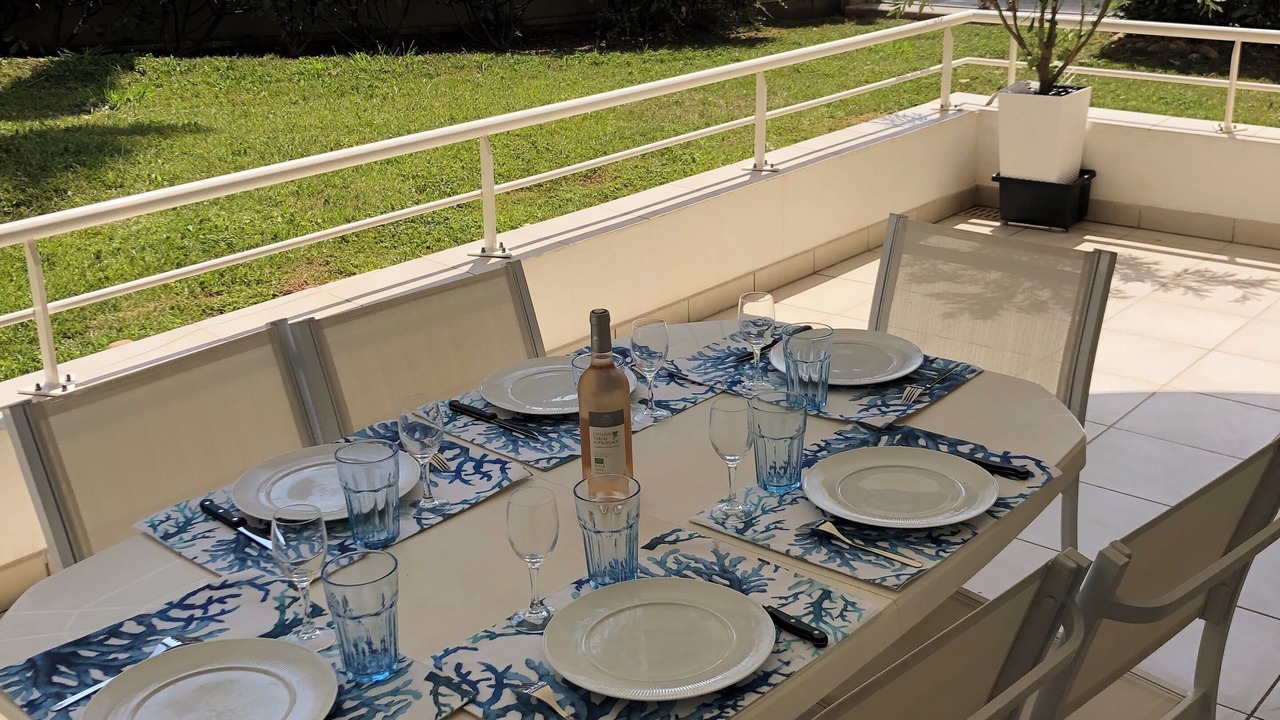 Photo of Outdoor in Frejus Plage