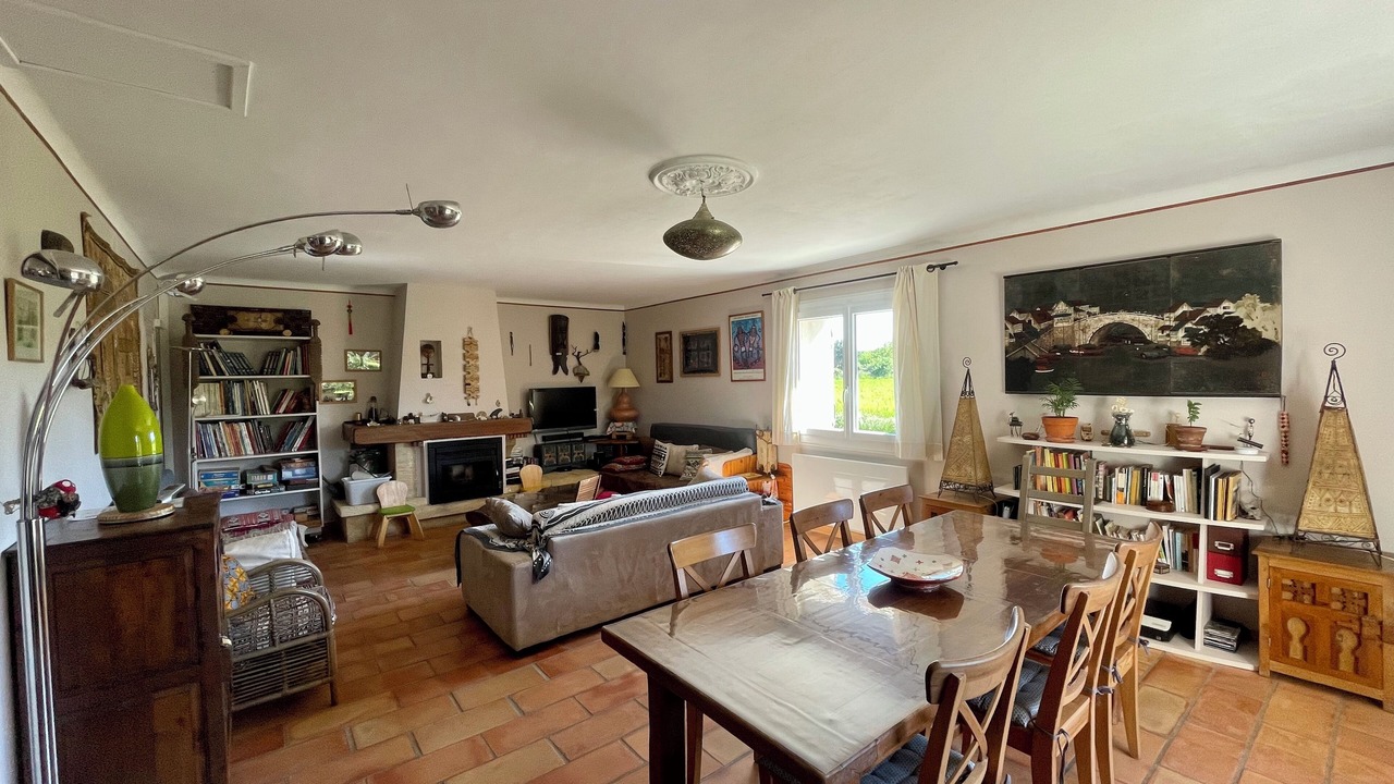 Photo of Livingroom in Lambesc