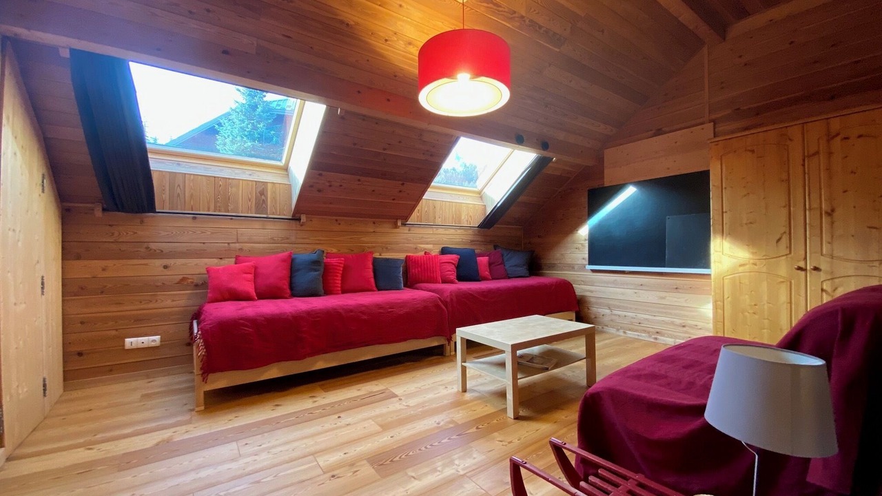 Photo of Livingroom in Enchastrayes